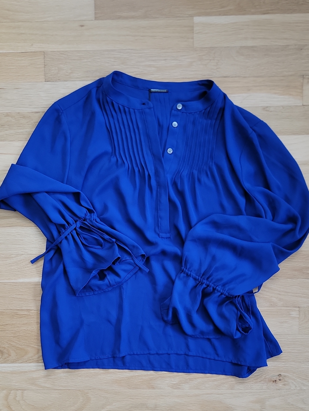 Elie Tahari Royal Blue Pintuck Tie-Sleeve Blouse - NWT!